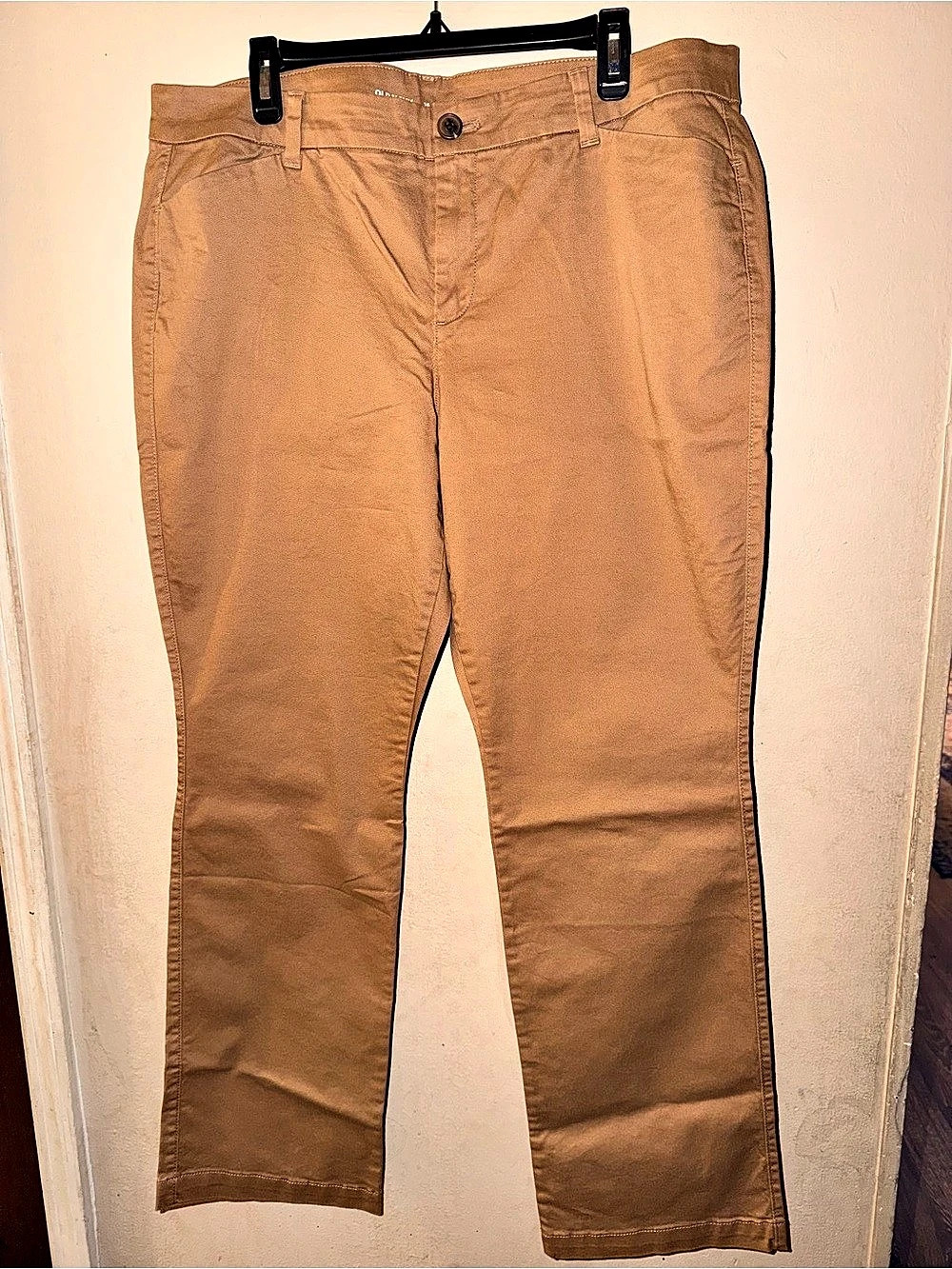 NWOT Old Navy Boot-Cut Khaki Pants in Brown Waist 16